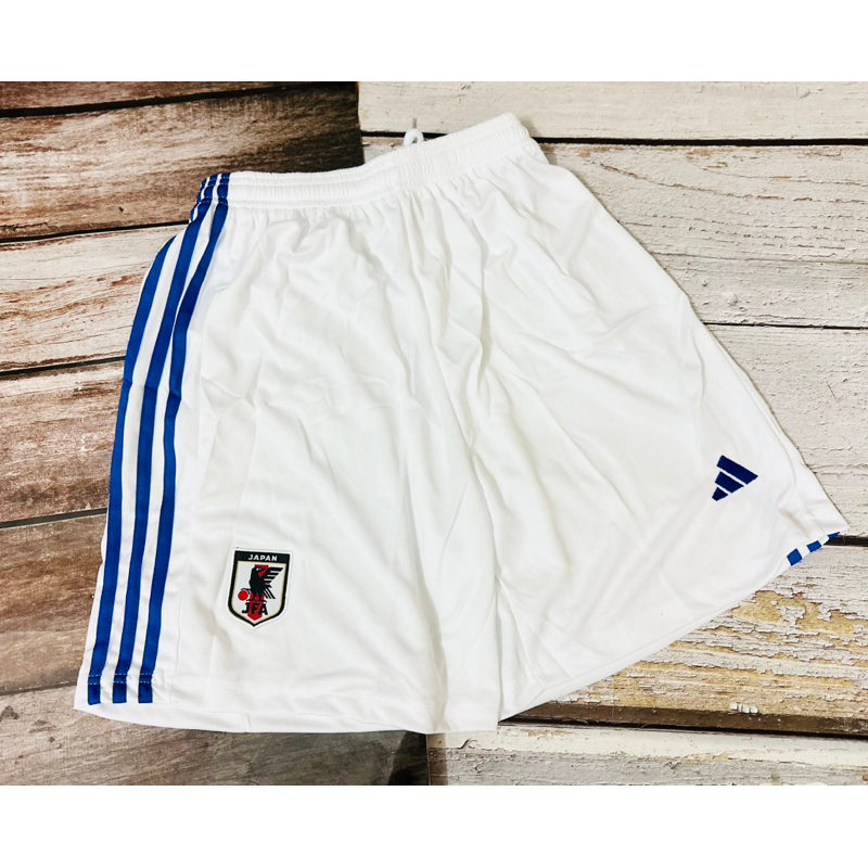 Quẩn đùi đá banh hàng thái đt Nhật màu trắng vải thái thoáng mát