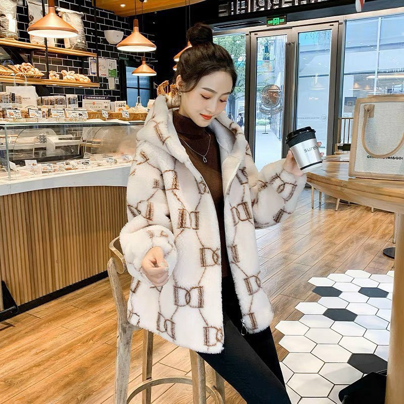 Áo khoác lông cừu nhiều mẫu hình sành điệu, áo khoác lông hình, áo khoác mùa đông