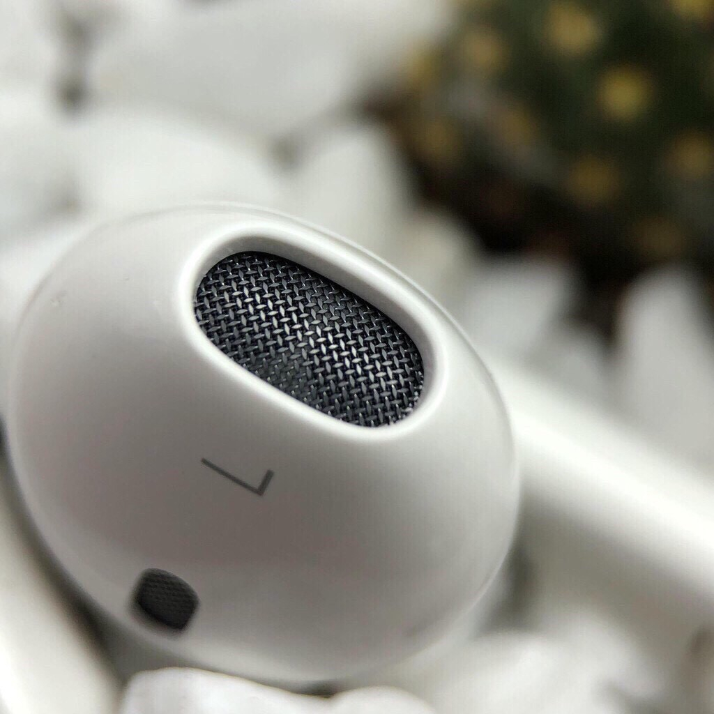 Tai nghe chân tròn thích hợp cho tất cả các điện thoại chân tròn