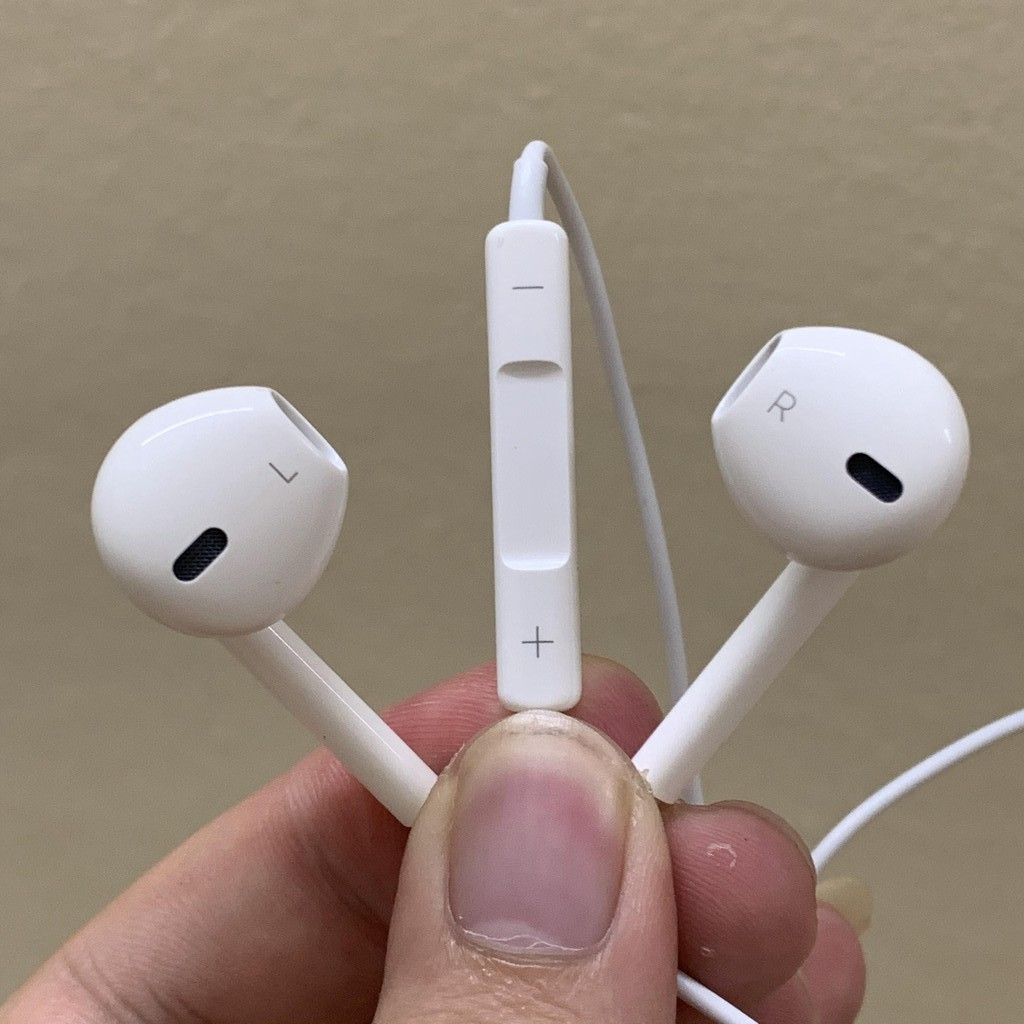 Tai nghe chân tròn thích hợp cho tất cả các điện thoại chân tròn