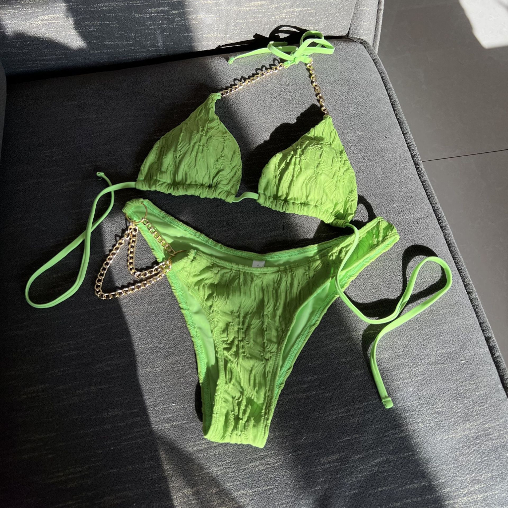 Bikini tam giác phối xích chanh sả