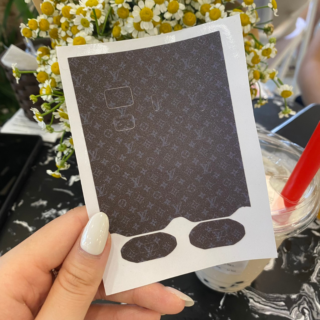 Miếng dán grass skin in hình  lv Đen  dành cho xlim V1 / Xlim V2 / xlim SE / favostix / xtal pro / feelin