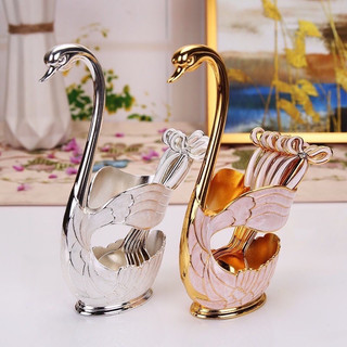 Giỏ thiên nga vàng bạc đựng thìa dĩa thép không rỉ