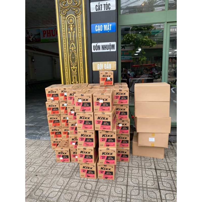 Thùng nhớt Kixx Ultra Scooter Fully Synthetic 5W40 dành cho xe ga