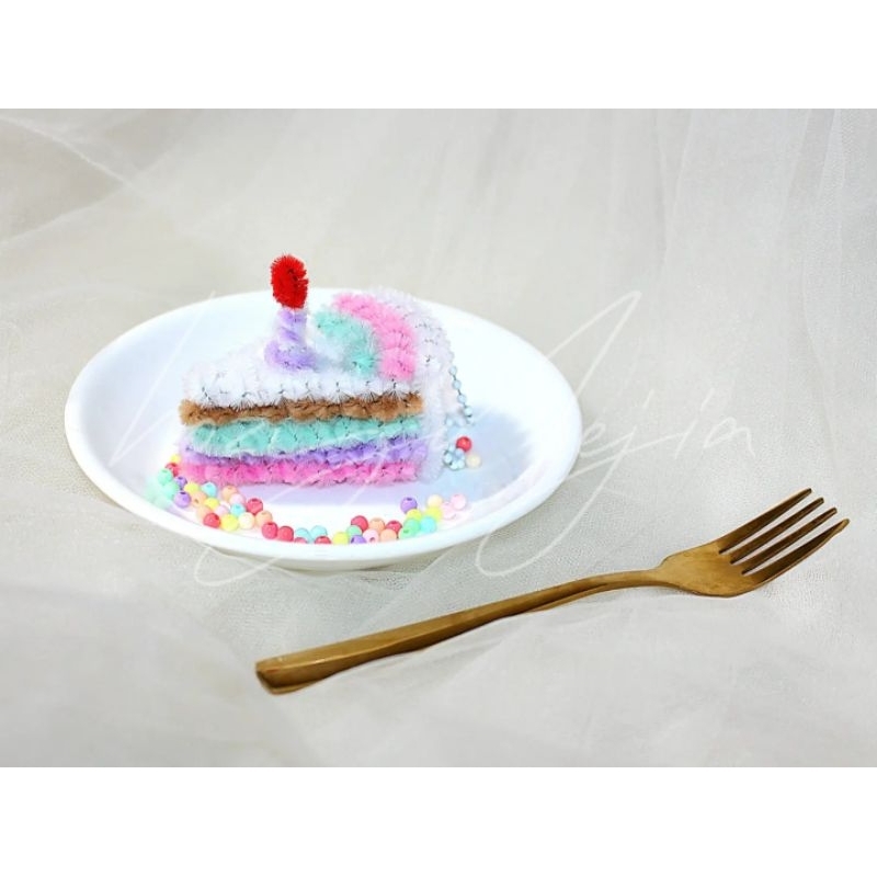 Móc khóa bánh kem kẽm nhung