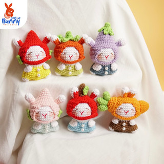 Móc khoá len bé thỏ đội mũ dâu/cà chua/cà rốt/cà tím/táo handmade