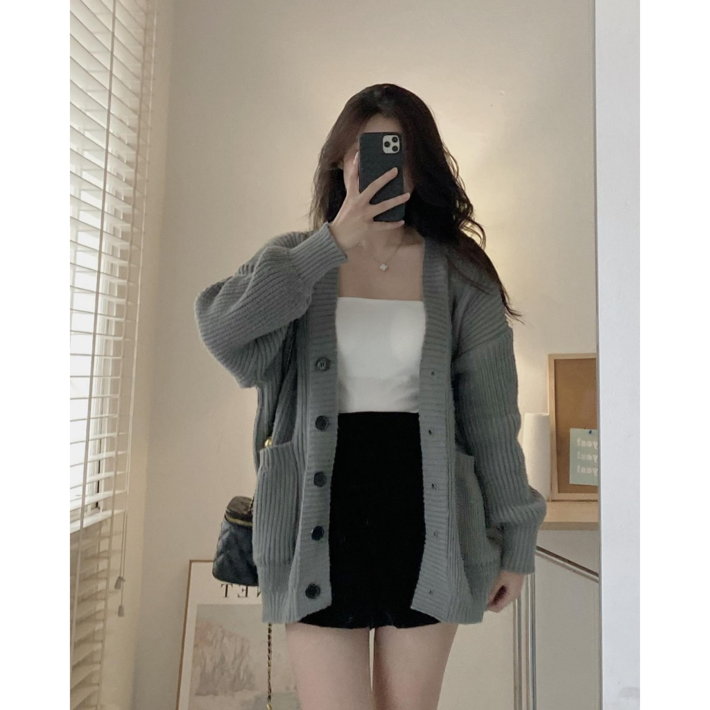 Áo khoác len cardigan trơn có túi dáng basic Maia CDG8836 P0K7