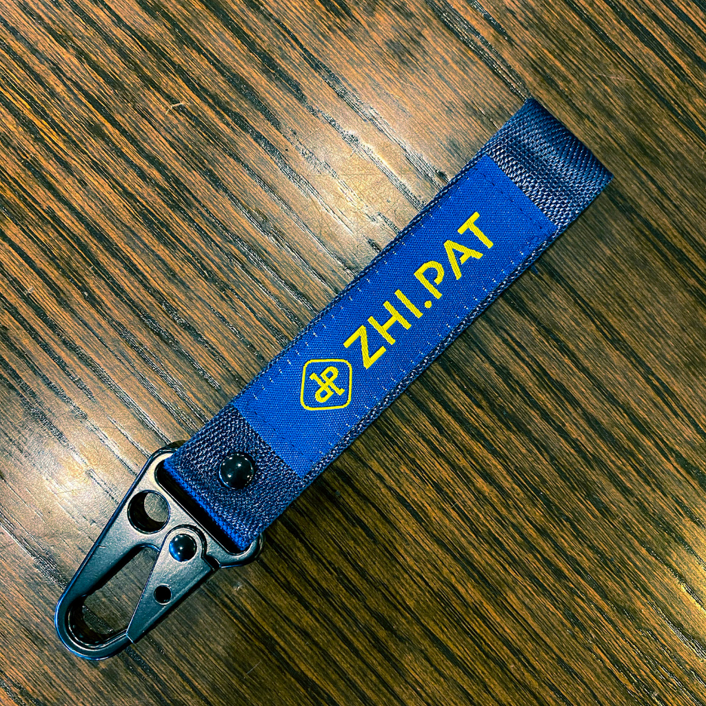 ZHI.PAT - Móc khoá vải dù chắc chắn 16cm x 2.5cm logo dệt tinh xảo * Màu xanh Navy | Khoá móc kim loại - Chính Hãng