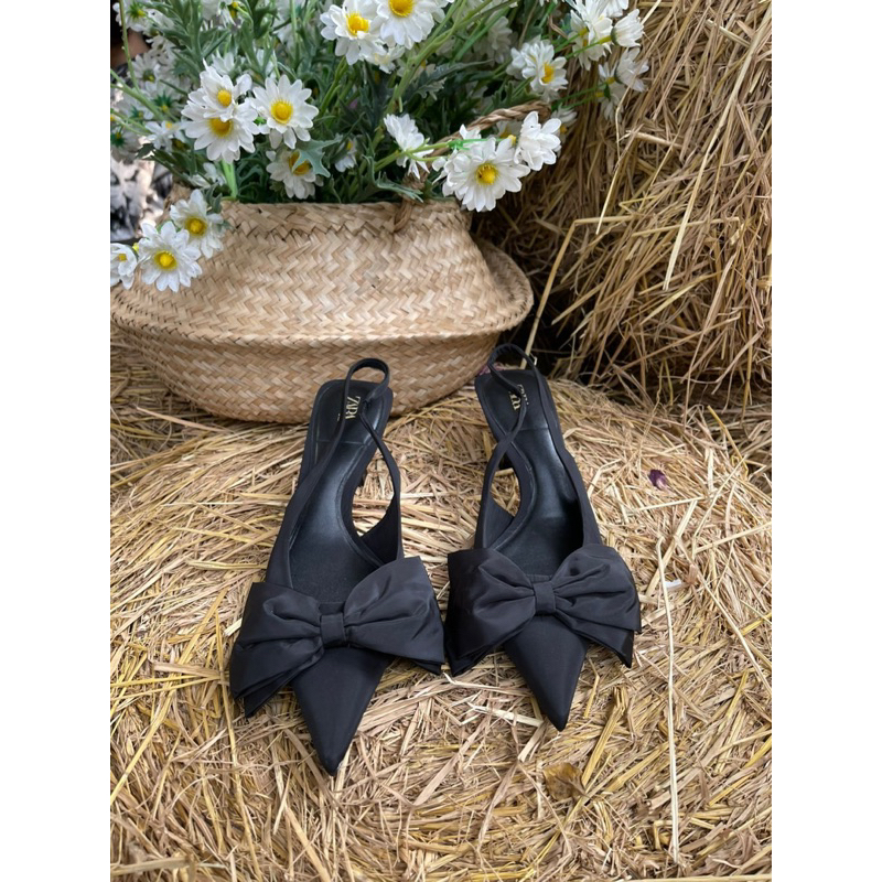 GIÀY ĐEN MŨI NHỌN CÓ NƠ ZARA HÀNG AUTHENTIC 100%