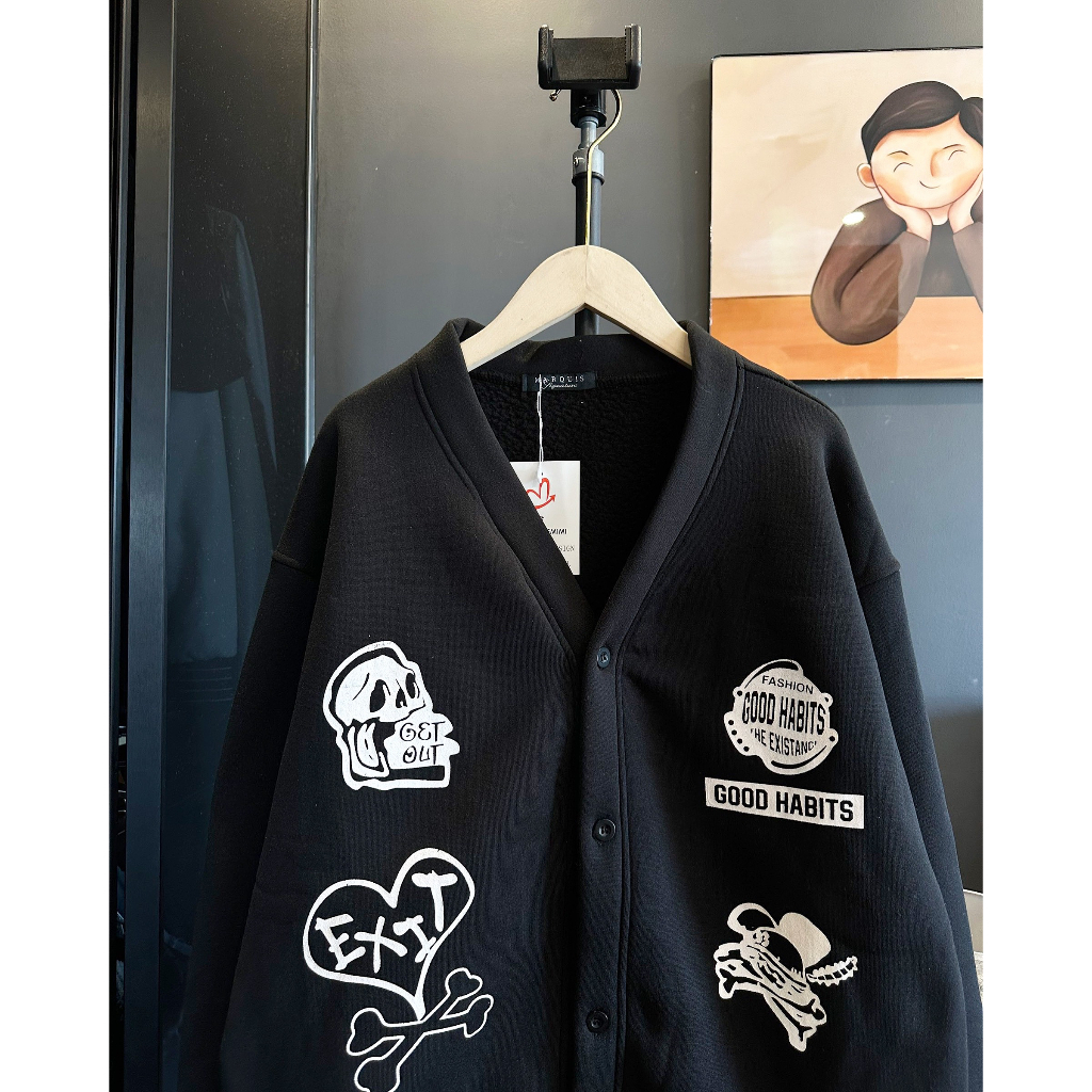 Áo cardigan màu đen form rộng in họa tiết hoạt hình, cardigan nữ nỉ bông kiểu dáng Hàn Quốc M13 | BigBuy360 - bigbuy360.vn