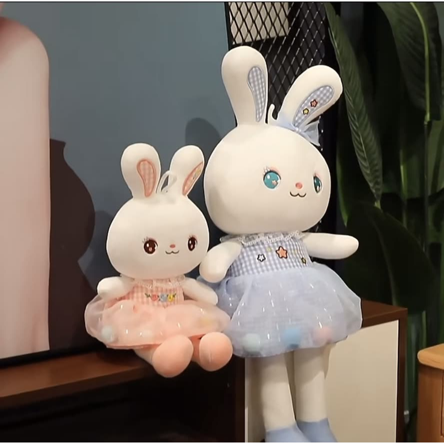 Gấu bông thỏ mặc váy quả bông dễ thương, quà tặng cho bé