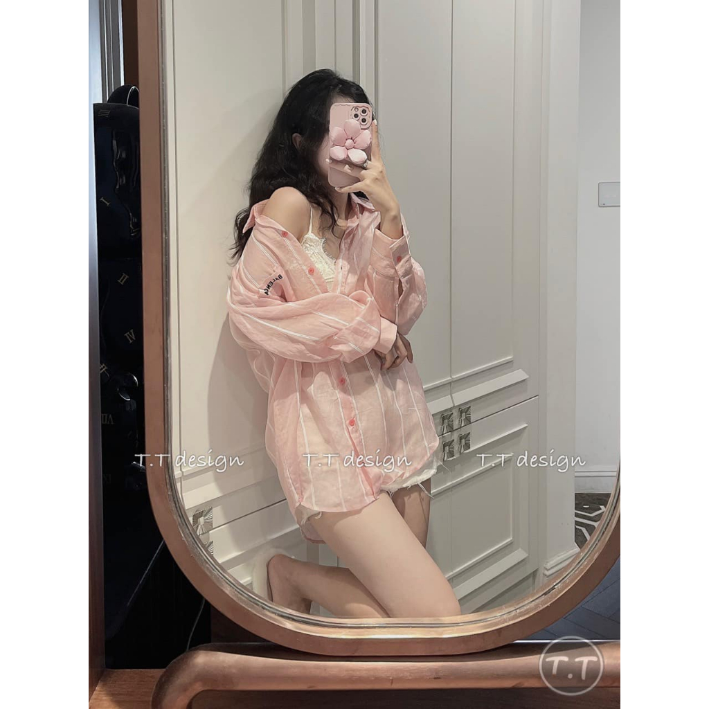 Áo smi kẻ balenciaga