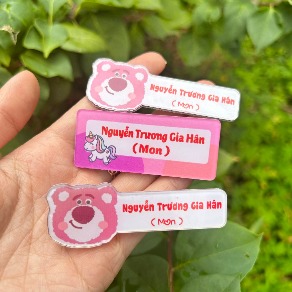 Huy hiệu hình gấu dâu dễ thương  - Ghim cài áo làm theo yêu cầu - In logo