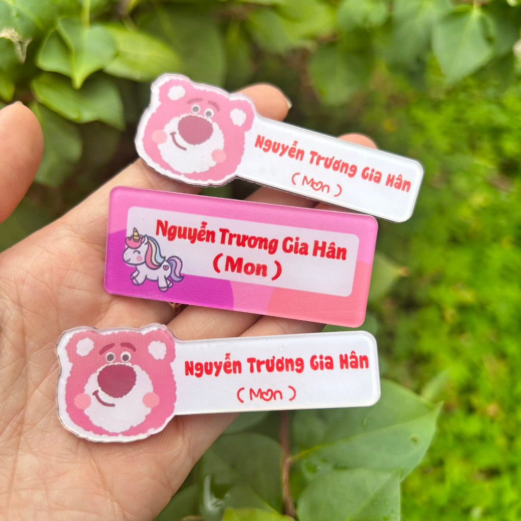 Huy hiệu hình gấu dâu dễ thương  - Ghim cài áo làm theo yêu cầu - In logo