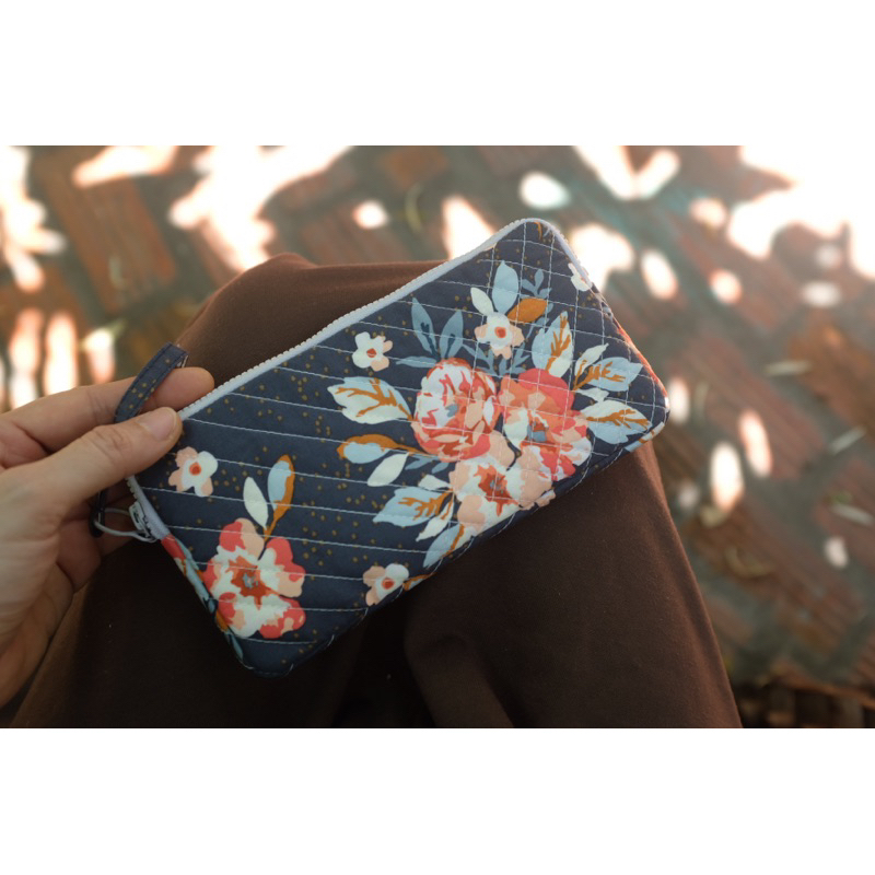 RUỘNG HOA- VÍ LÁ