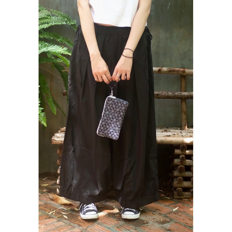 RUỘNG HOA- VÍ LÁ