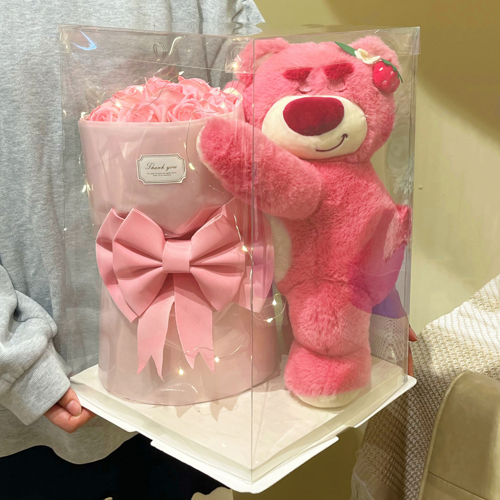 Tổng Kho Quà Tặng Gấu Bông Dâu Lotso + Bó Hoa Sáp tặng sinh nhật người yêu