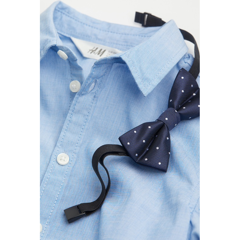 Áo sơ mi kèm nơ màu xanh rất đẹp săn sale US sz 2-3y