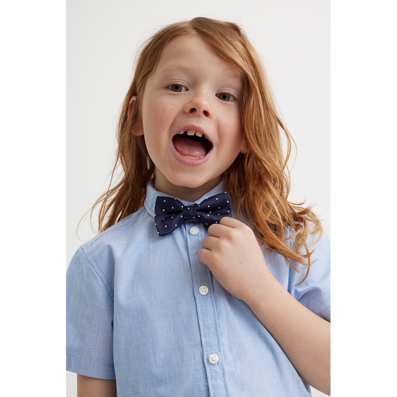 Áo sơ mi kèm nơ màu xanh rất đẹp săn sale US sz 2-3y