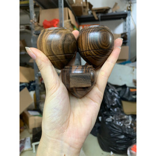 Cóng cho chim ăn bằng gỗ mun