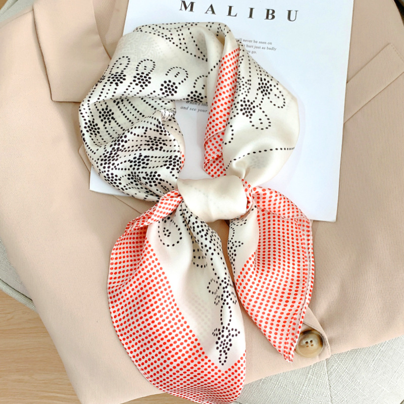 Khăn lụa vuông HUMI khăn bandana đa năng thắt nơ trùm đầu quàng cổ cá tính kích thước 70x70cm