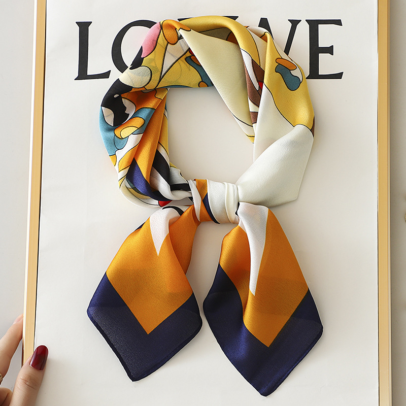 Khăn lụa vuông HUMI khăn bandana đa năng thắt nơ trùm đầu quàng cổ cá tính kích thước 70x70cm