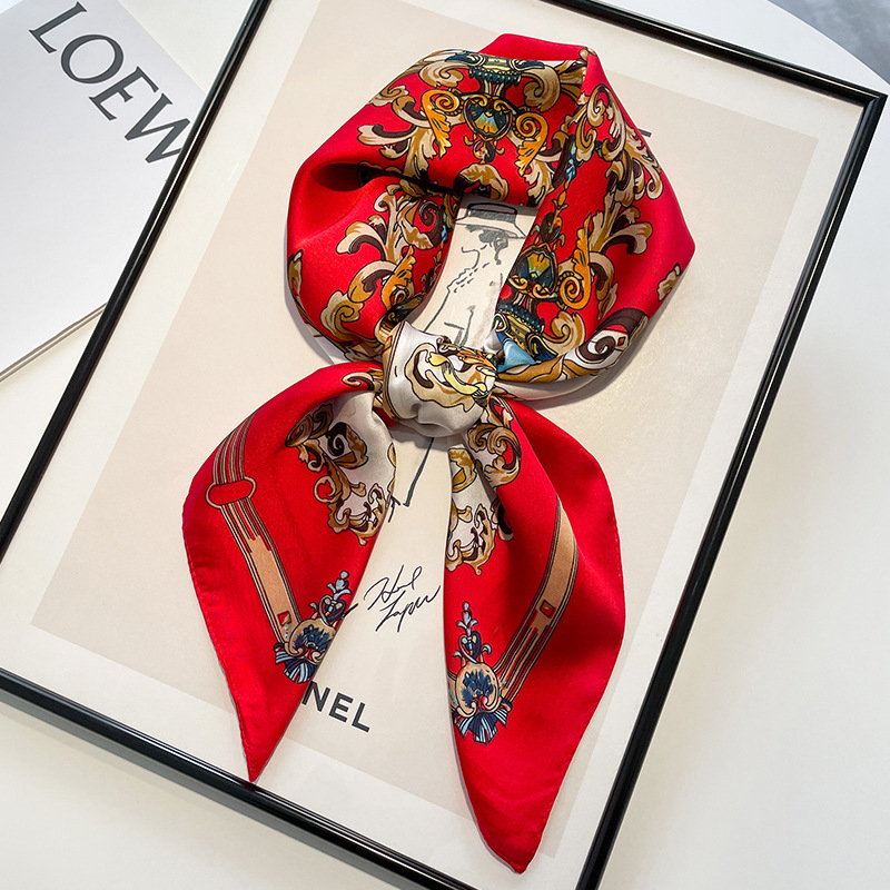 Khăn lụa vuông HUMI khăn bandana đa năng thắt nơ trùm đầu quàng cổ cá tính kích thước 70x70cm