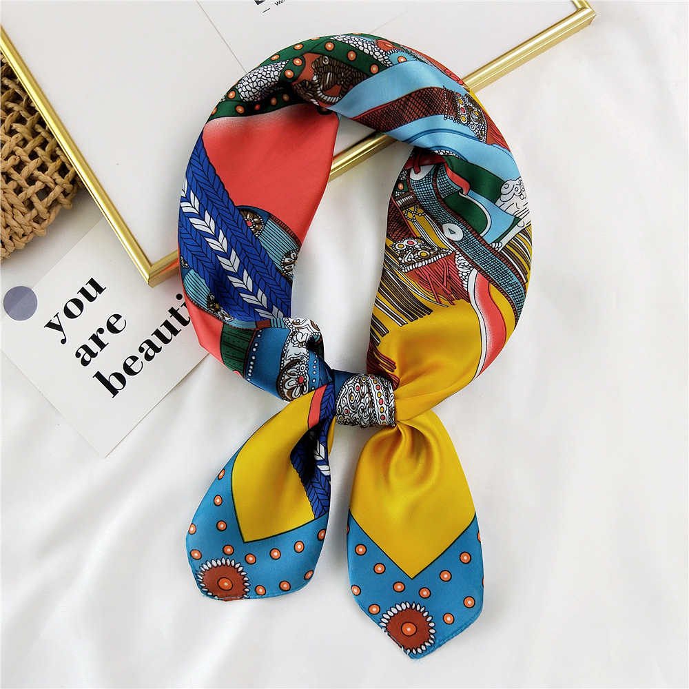 Khăn lụa vuông HUMI khăn bandana đa năng thắt nơ trùm đầu quàng cổ cá tính kích thước 70x70cm