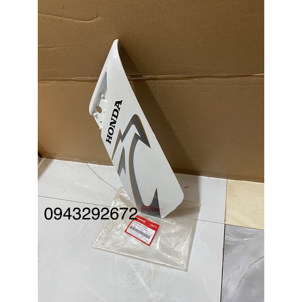 Cánh Yếm Ngoài Phải Air Blade 110 Fi  Màu Trắng *NHA96P* Honda