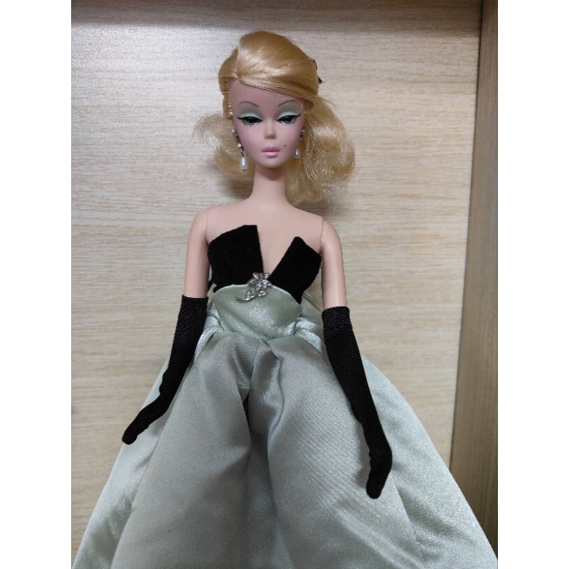 Búp bê barbie ken Silkstone Pivotal