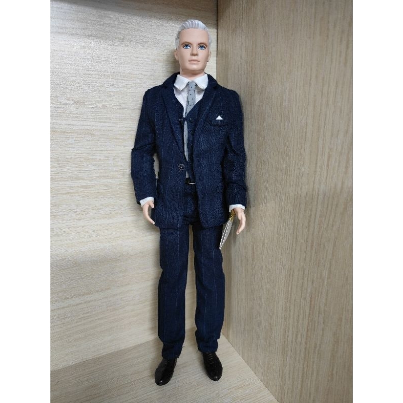 Búp bê barbie ken Silkstone Pivotal