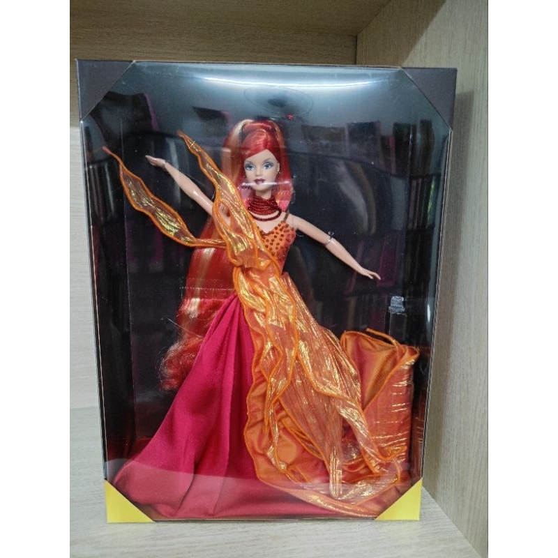 Búp bê barbie Lady Coca member