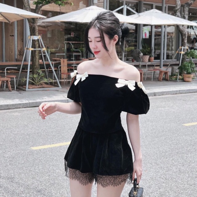 JENNYCLOSET | Áo nhung trễ vai crotop tay bồng đính nơ sang chảnh , Áo hở vai nhung cao cấp đính nơ tiểu thư