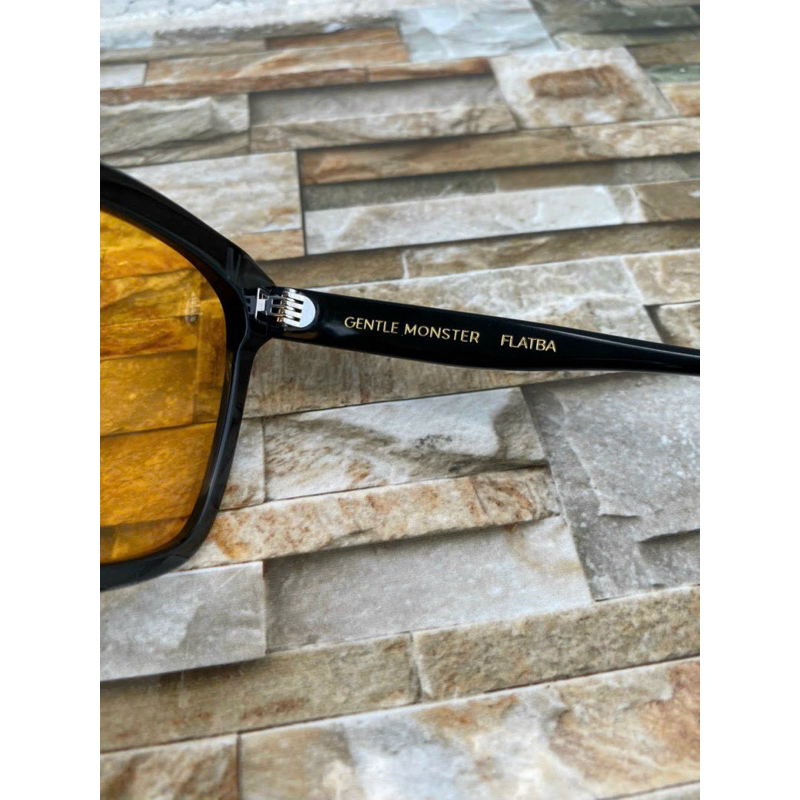 Kính Gentlemonster Dreamer17 mắt vàng