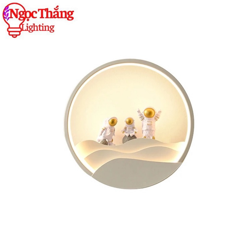 Đèn treo tường ốp tường phi hành gia 28cm trang trí phòng khách phòng ngủ cầu thang Led 3 chế độ màu V9630 Ngọc Thắng