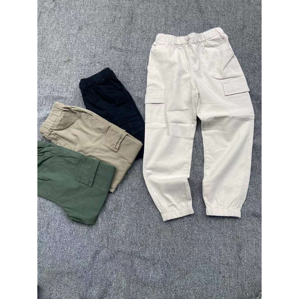 Quần un.i túi hộp kaki cho bé