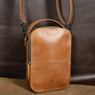Túi đeo vai da bò phong cách tối giản minimaslim màu nâu bò - Messenger Handy Bag Brown Manuk Leather