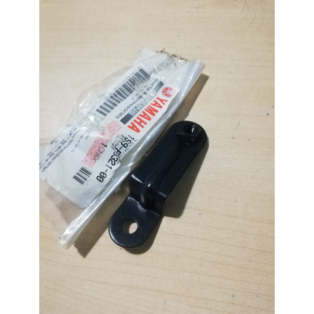 Pas bửng bên trái exciter 135 2010