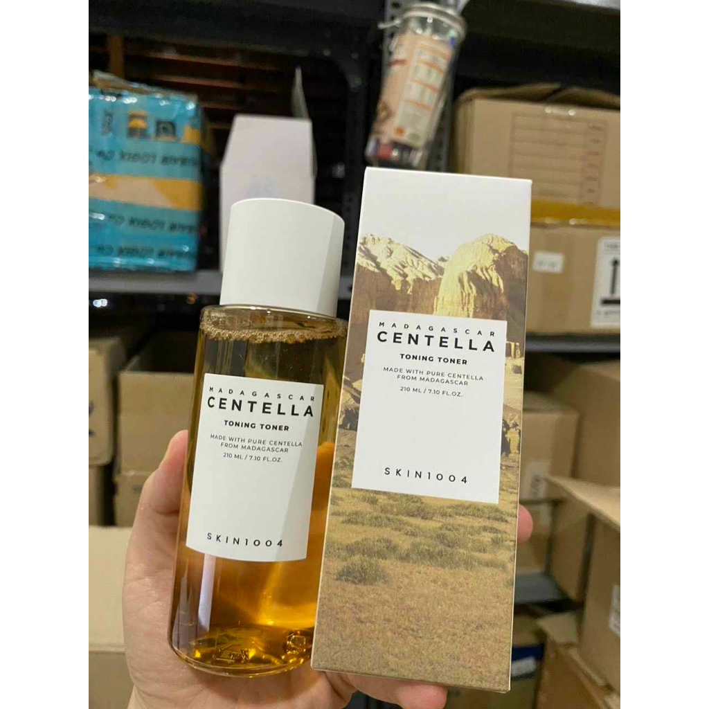 Nước hoa hồng rau má Madagascar Centella Asiatica Toning Toner Skin1004