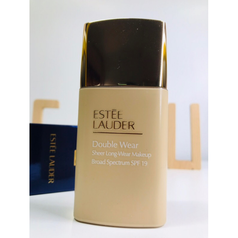 Phấn lót Estee Lauder Double Wear Sheer Long Wear Makeup SPF 19