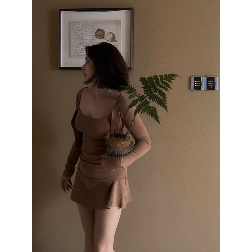 Sét áo croptop + váy 2 dây ôm body