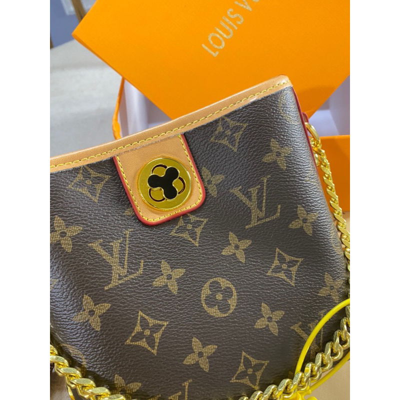 Túi LV dáng chậu kèm ví