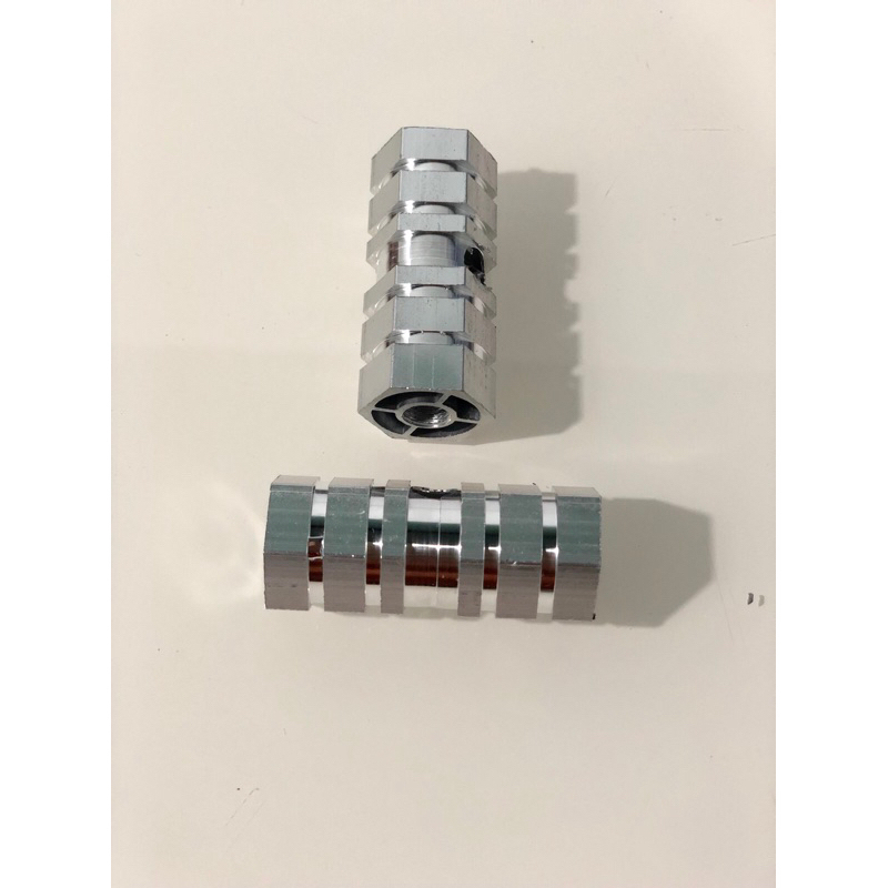 BỘ 2 GIÁ ĐỂ CHÂN XE ĐẠP,GÁC CHÂN XE ĐẠP