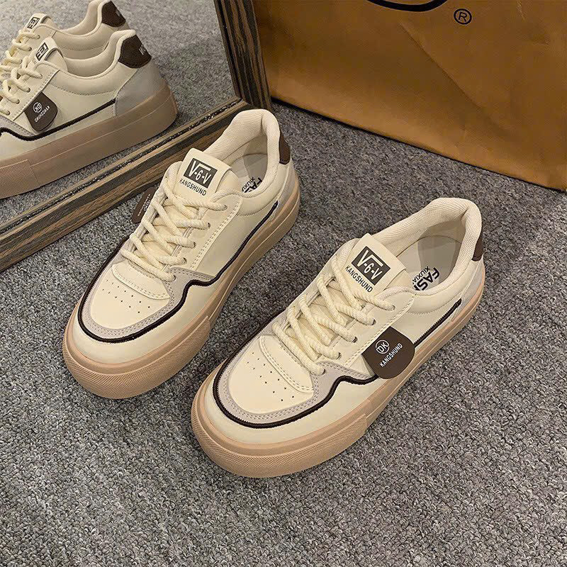 Giày thể thao đế nâu phối viền siêu xinh