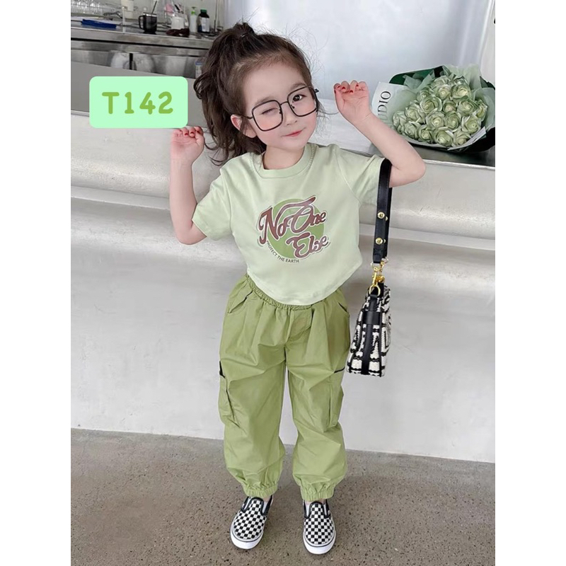 T142 Set quần áo cho bé gái năng động