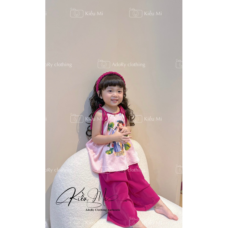 Yếm lụa T.Ơ T.Ằ.M thiết kế siêu đẹp cho bé