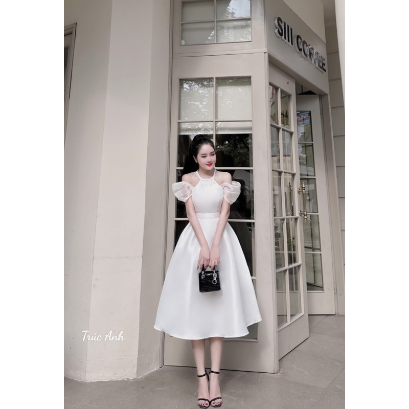 Váy thiết kế dáng dài