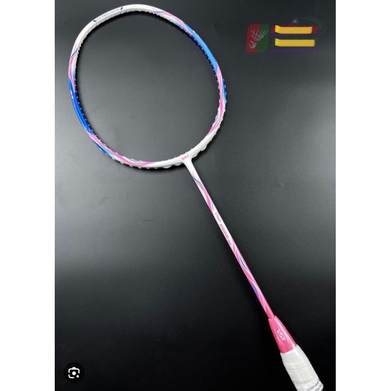 Vợt VS blade 8000,8200,blazer100 chính hãng căng sẵn 11kg, max 13kg bảo hành 3 thag