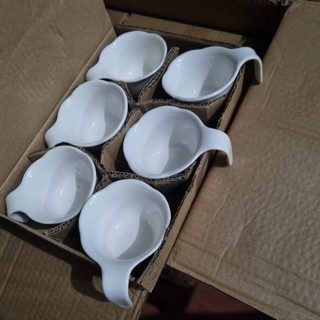 Cốc sứ hoa mai trắng có quai cốc cắm hoa cốc sứ