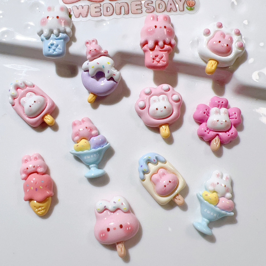 Phụ Kiện Charm Sticker Hình Thỏ Kem Phủ Bóng Đáng Yêu